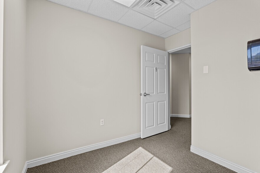 More Photos Of 411-423 N Orem Blvd, Orem Medical For Lease