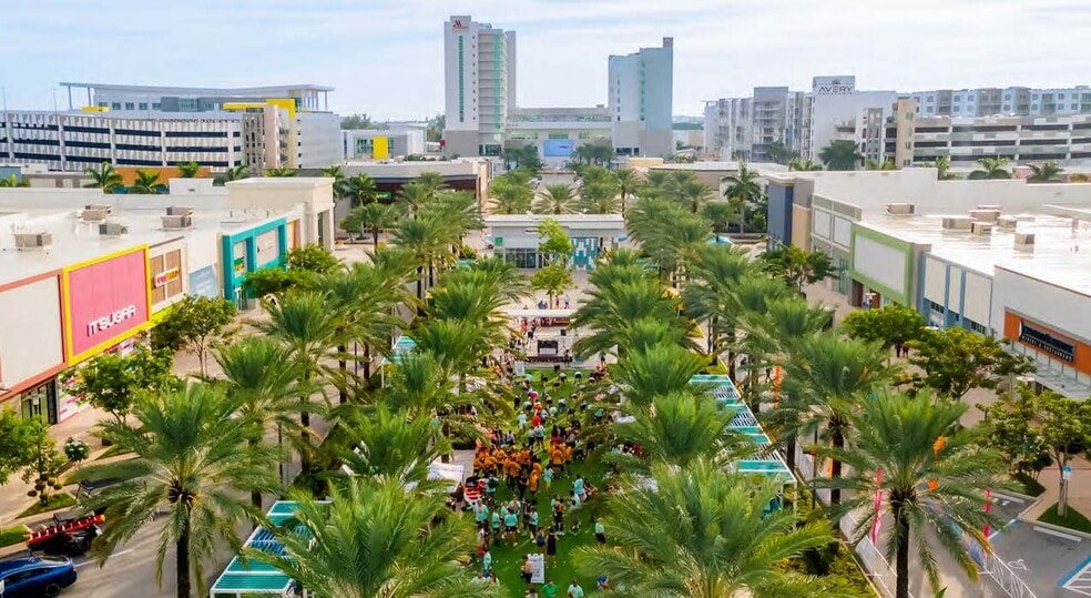 Primary Photo Of 181 S Bryan Rd, Dania Beach Unknown For Lease