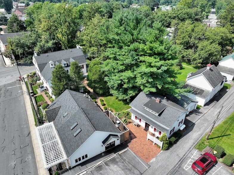 More Photos Of 301 W Main St, Ephrata Hospitality For Sale