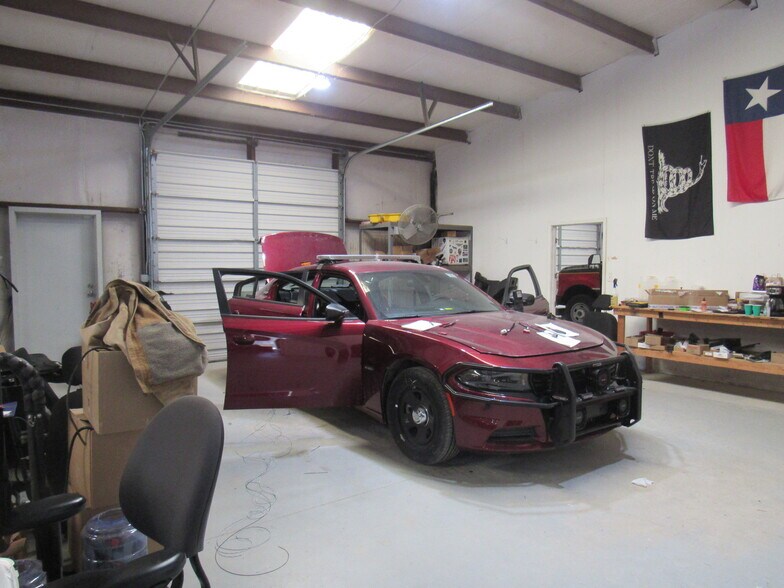 More Photos Of 659 Martin Duke Rd, Van Alstyne Warehouse For Lease