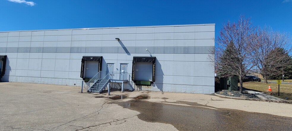More Photos Of 2400 Pilot Knob Rd, Mendota Heights Light Manufacturing For Lease