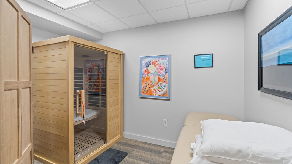 More Photos Of 111 Chestnut St, Providence Office For Lease