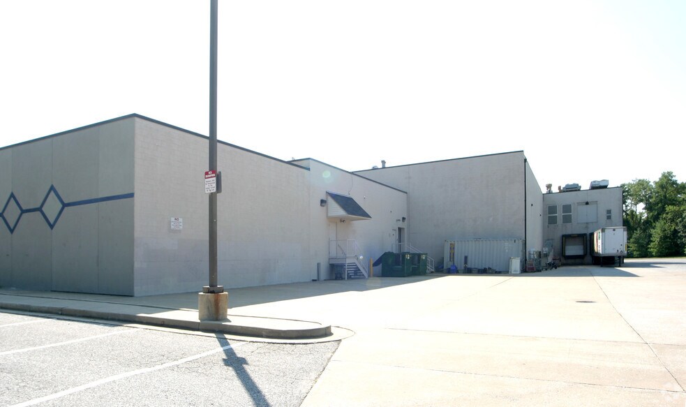 More Photos Of 7280 Montgomery Rd, Elkridge Unknown For Lease