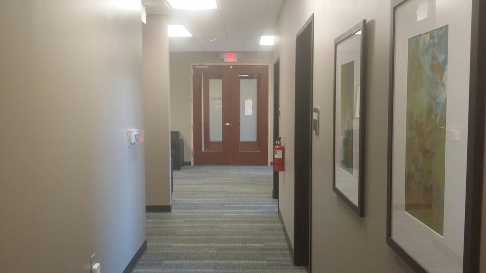 More Photos Of 101 Cosgrove Hill Ave, Chapel Hill Medical For Sale