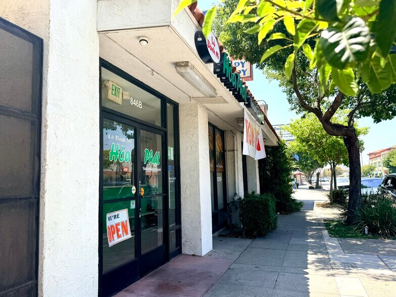 More Photos Of 846 E Valley Blvd, San Gabriel Freestanding For Sale
