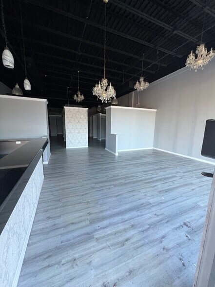 More Photos Of 1730-1740 E Jericho Tpke, Huntington Unknown For Sale