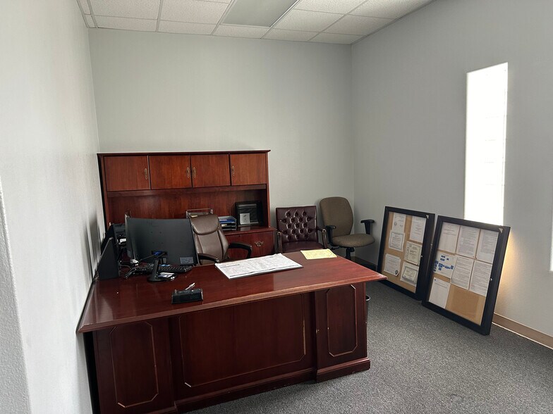 More Photos Of 909 Business Park Dr, Mission Office For Lease