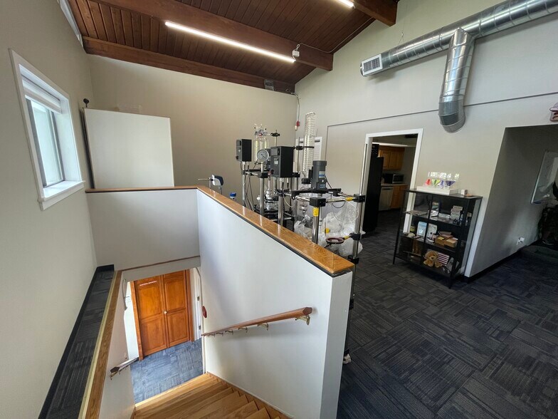 More Photos Of 43 Summer St, Somerville Loft Creative Space For Lease