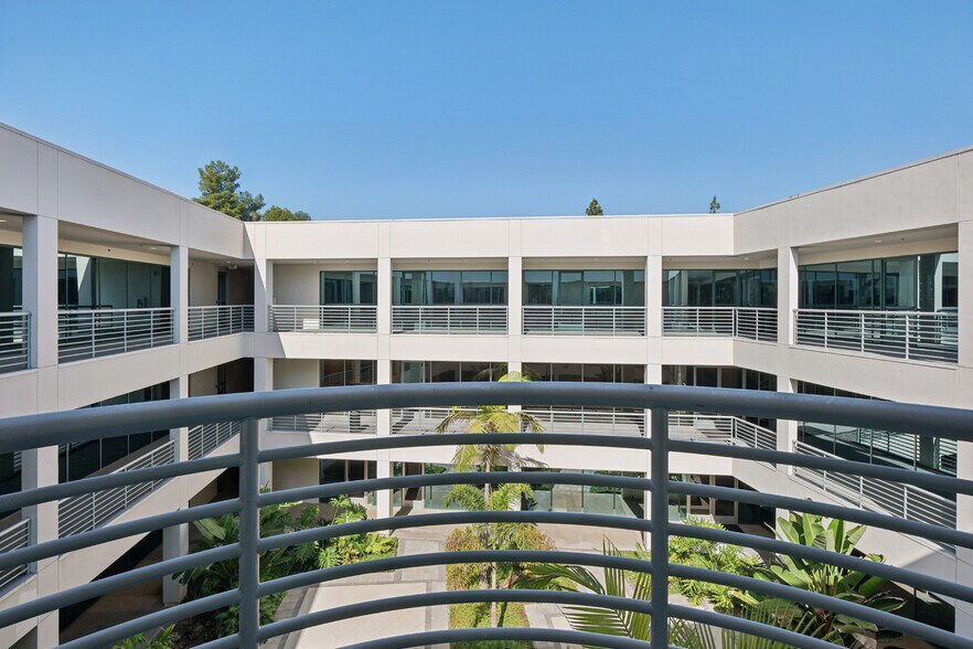 More Photos Of 20532 El Toro Rd, Mission Viejo Office For Sale