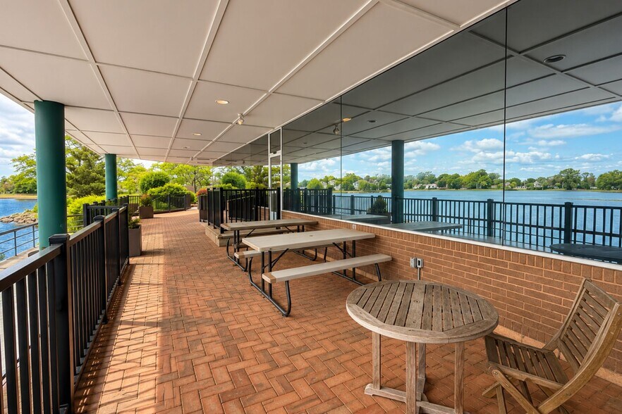 More Photos Of 1 Post Rd, Fairfield Office For Lease