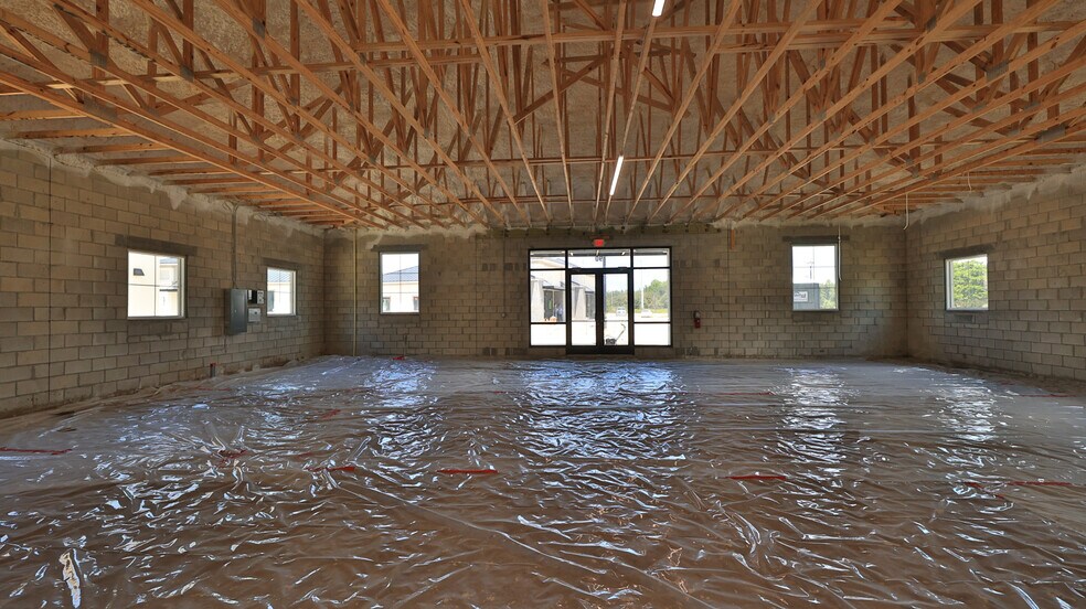 More Photos Of 90 Exchange Loop, Palm Coast Freestanding For Lease