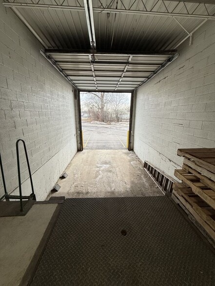 More Photos Of 2139 Kalamazoo Ave SE, Grand Rapids Warehouse For Sale
