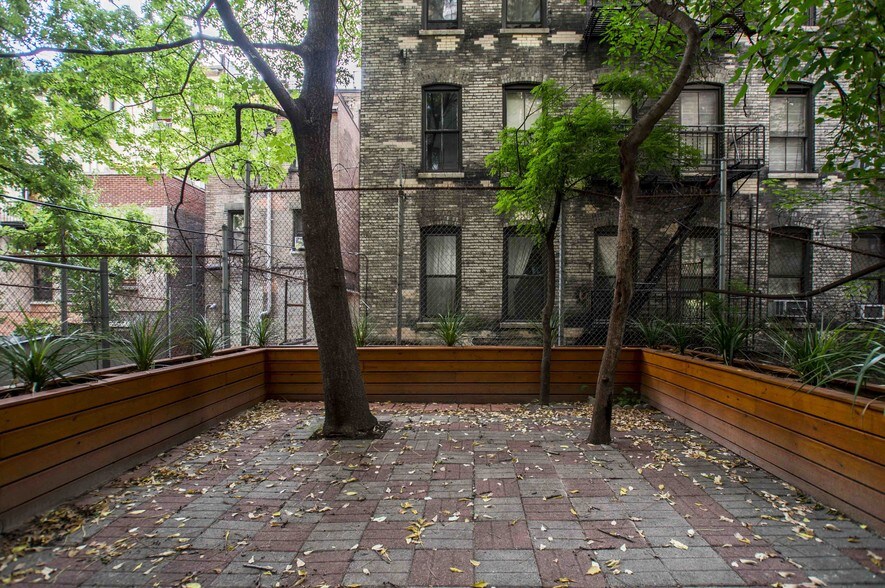 More Photos Of 330 W 86th St, New York Apartments For Sale