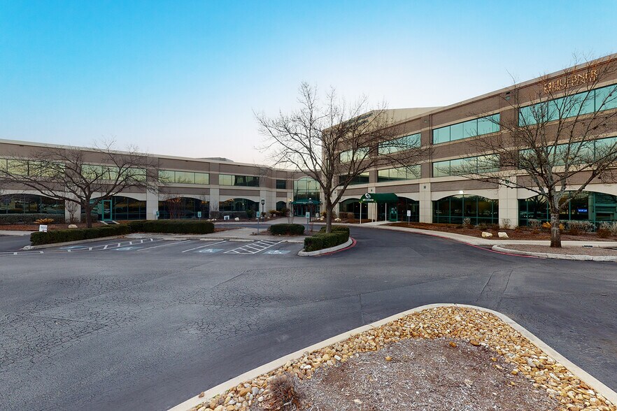 More Photos Of 9150 Huebner Rd, San Antonio Medical For Lease