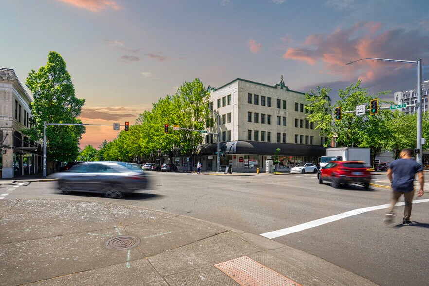 More Photos Of 494 State St, Salem Office For Sale