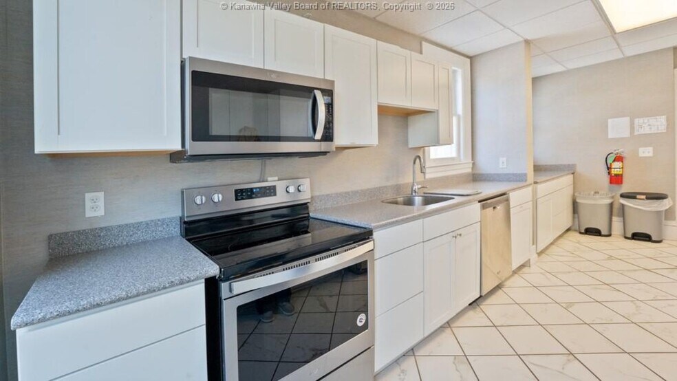 More Photos Of 1510 Kanawha Blvd E, Charleston Office For Sale