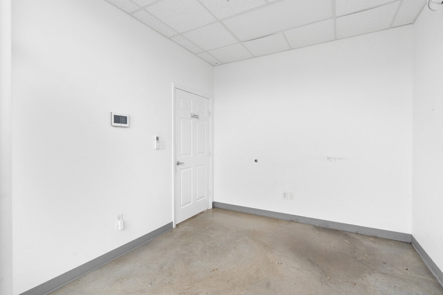 More Photos Of 17939 Kieth Harrow Blvd, Houston Unknown For Lease