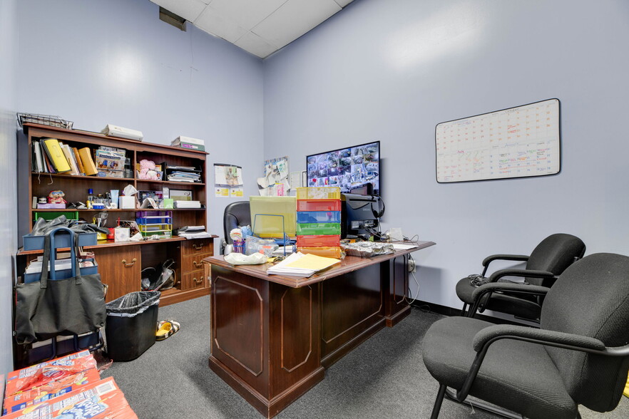 More Photos Of 3100 Branch Ave, Temple Hills Unknown For Lease