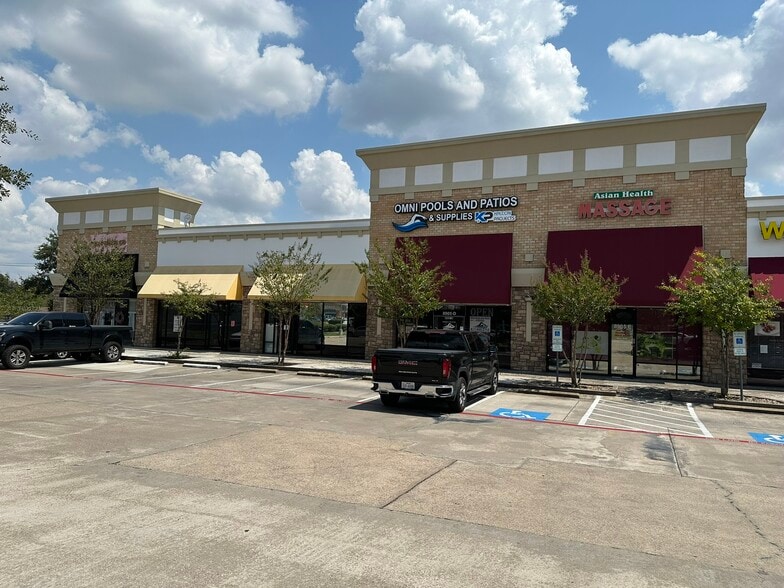 Primary Photo Of 8905-8907 S Highway 377, Benbrook Unknown For Lease