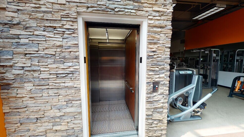 More Photos Of 65-75 Woodhaven Blvd, Flushing Storefront Retail Office For Sale