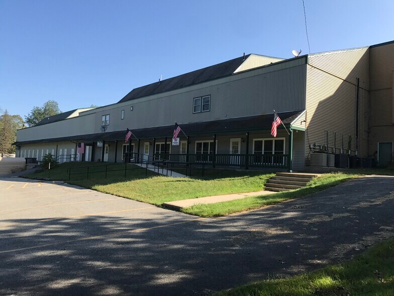 More Photos Of 40-82 N Main St, Pascoag Unknown For Lease