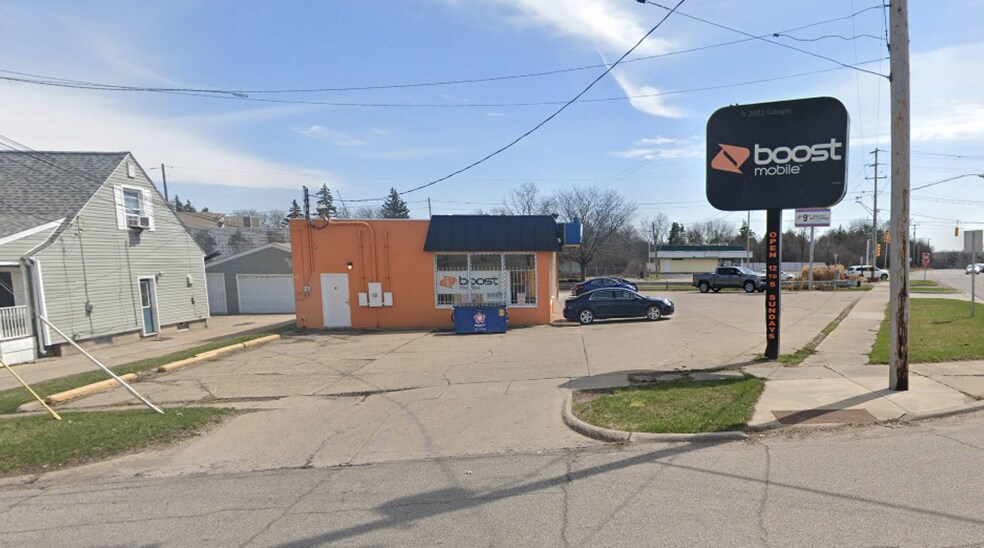 More Photos Of 3626 Miller Rd, Flint Freestanding For Lease