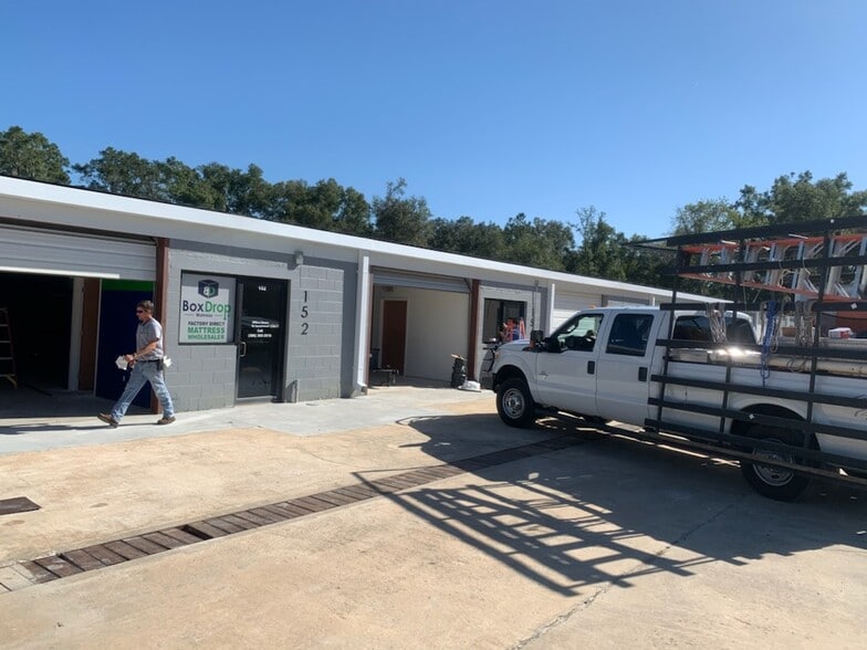 More Photos Of 140 Palm St NE, Live Oak Manufacturing For Lease