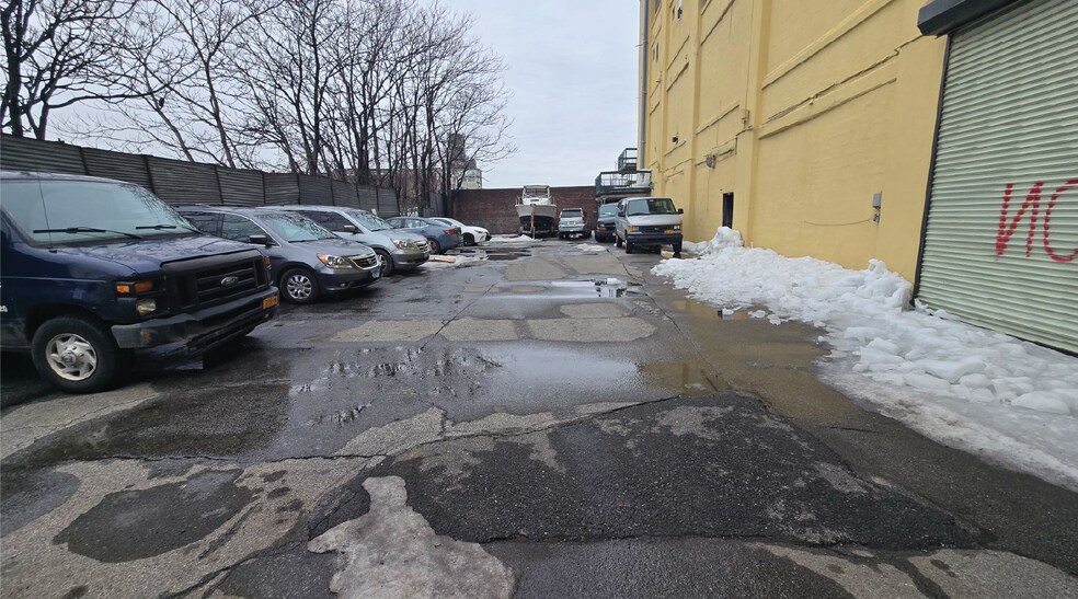 More Photos Of 5620-5706 First Ave, Brooklyn Warehouse For Lease