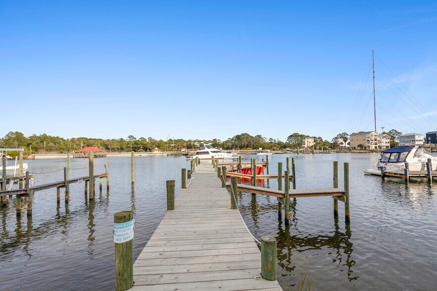 More Photos Of 275 Timber Island Rd, Carrabelle Restaurant For Sale