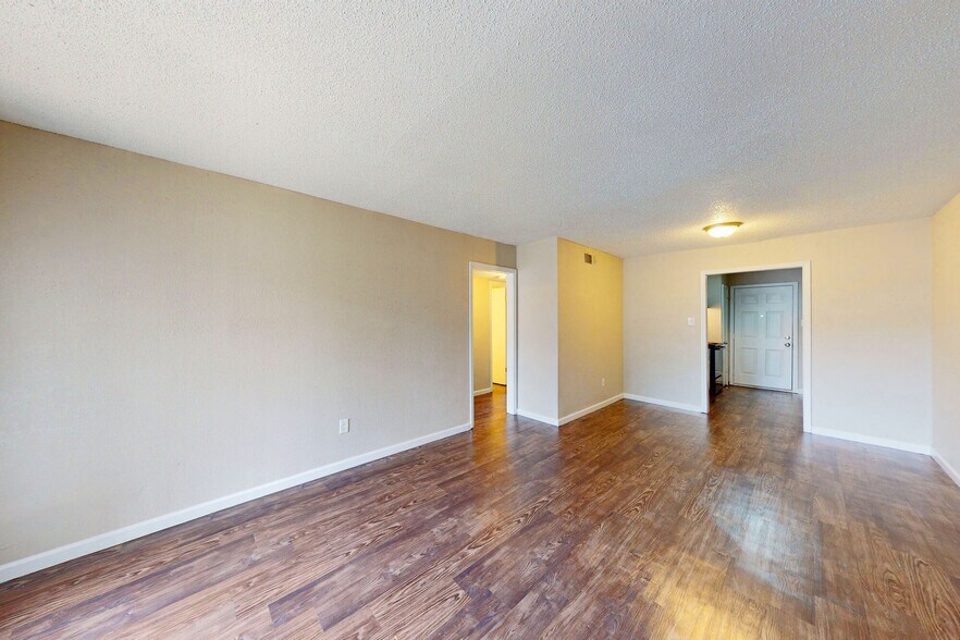 More Photos Of 3896 Chippewa Rd, Memphis Apartments For Sale