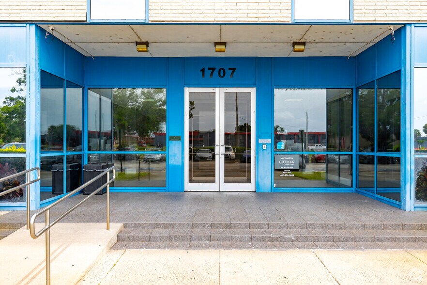 More Photos Of 1707 Orlando Central Pky, Orlando Office For Lease