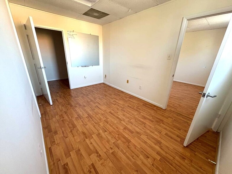 Primary Photo Of 8136 Old Keene Mill Rd, Springfield Medical For Lease