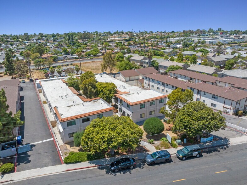 More Photos Of 628 W California Ave, Vista Apartments For Sale