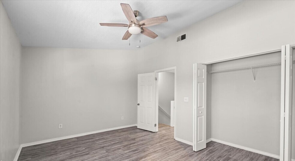 More Photos Of 480 Reed Canal Rd, South Daytona Apartments For Sale