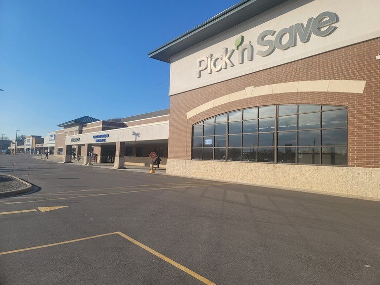 More Photos Of 5910-5960 75th St, Kenosha Unknown For Lease