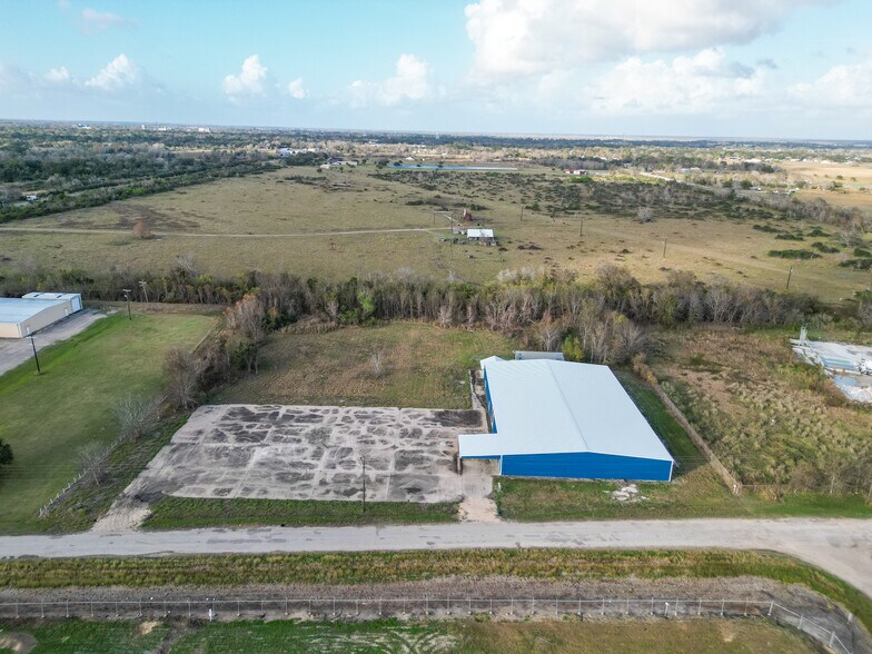 More Photos Of 149 County Road 219, Bay City Warehouse For Sale