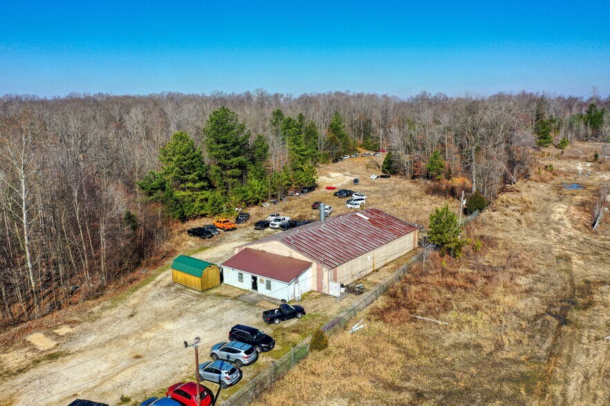 More Photos Of 3150 Highway 70 W, Camden Auto Salvage Facility For Sale
