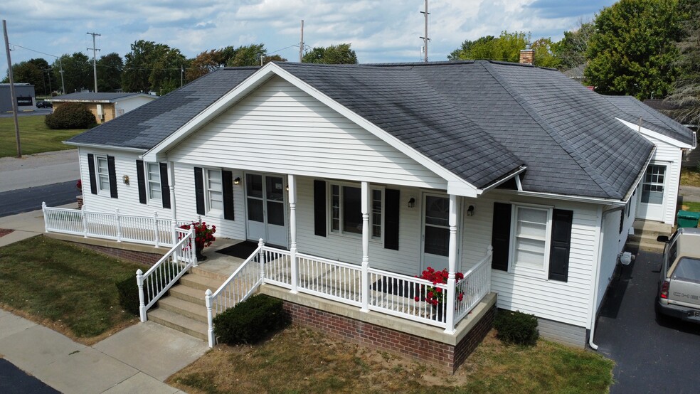 Primary Photo Of 9405 Butternut St, New Lothrop Office For Sale