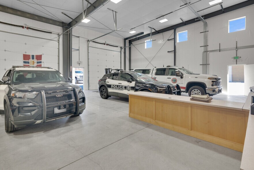 More Photos Of 3510 Combine St, Paso Robles Manufacturing For Lease