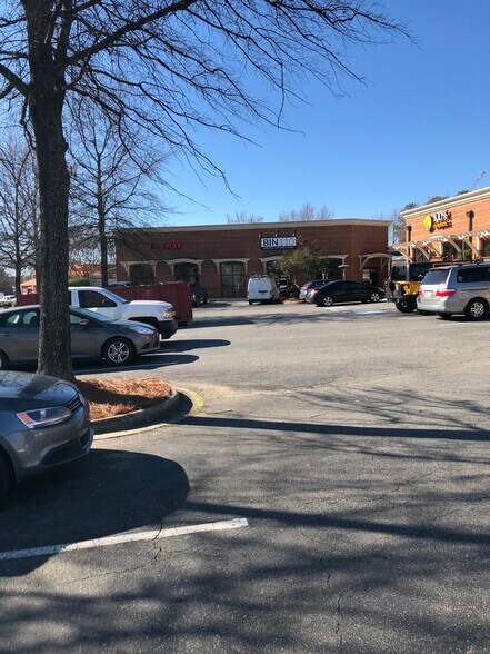 More Photos Of 19722 1 Norman Blvd, Cornelius Restaurant For Lease