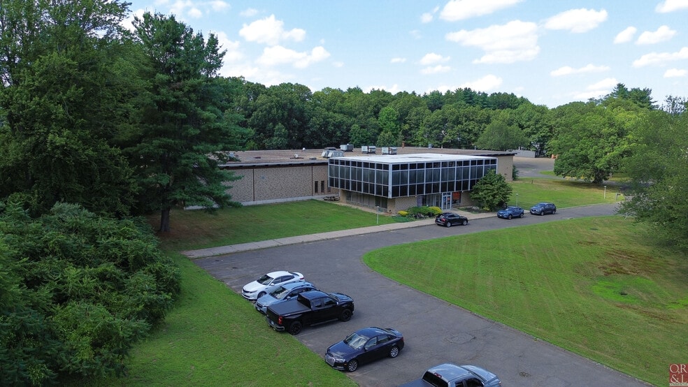 More Photos Of 7 Johnson Ave, Plainville Manufacturing For Sale