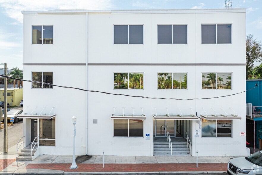 More Photos Of 2401 1st St, Fort Myers Office Residential For Sale