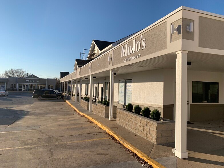 More Photos Of 178-202 W 92 Highway, Kearney Unknown For Lease