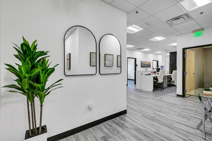 More Photos Of 4105 N 20th St, Phoenix Medical For Sale