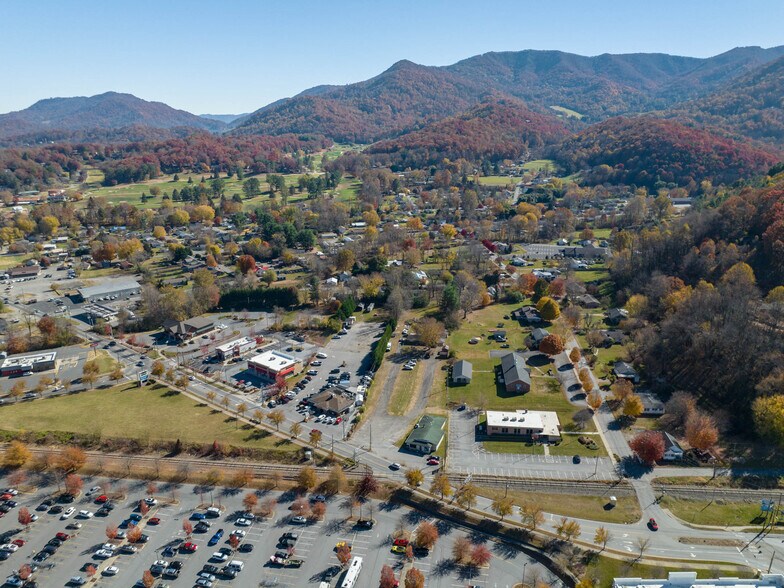 More Photos Of 2145 S Main St, Waynesville Fast Food For Sale
