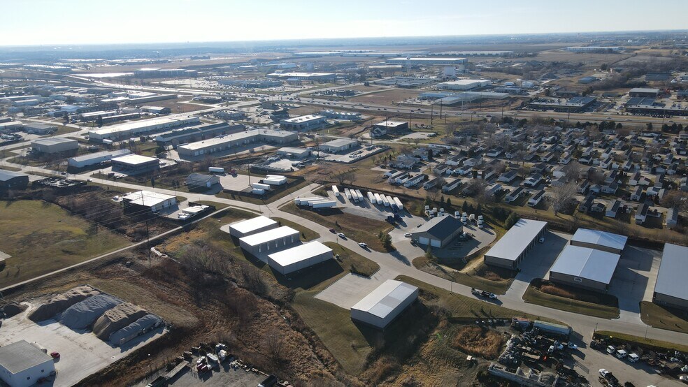 More Photos Of 3101 SE Destination Dr, Grimes Warehouse For Lease