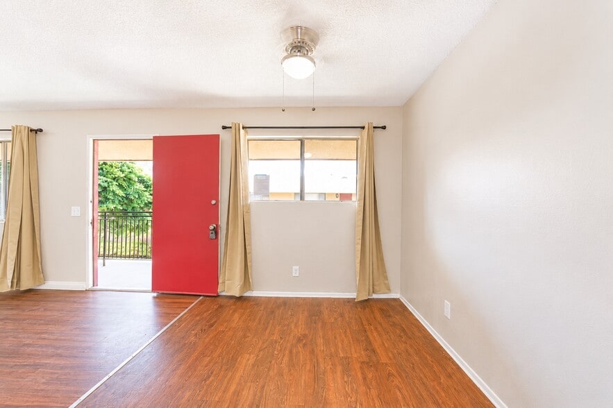 More Photos Of 383 Orchid Ln, Pomona Apartments For Sale
