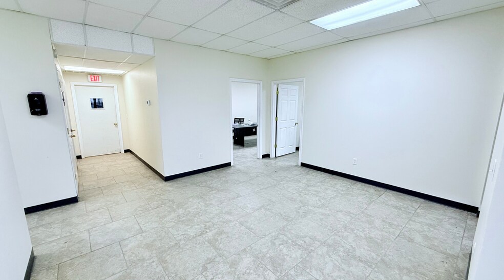 More Photos Of 8801 W County Road 127, Midland Warehouse For Lease