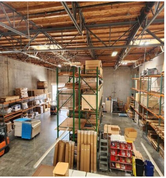 More Photos Of 4011 Avenida de la Plata Dr, Oceanside Manufacturing For Sale