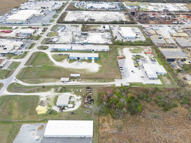 More Photos Of 4330 Maine Ave, Lakeland Land For Lease